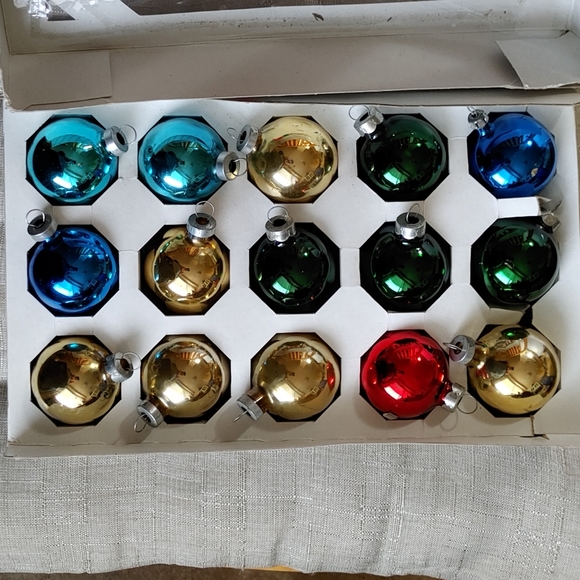 Christmas glass ornament  Christmas tree decorations  15 ornaments - Picture 2 of 3